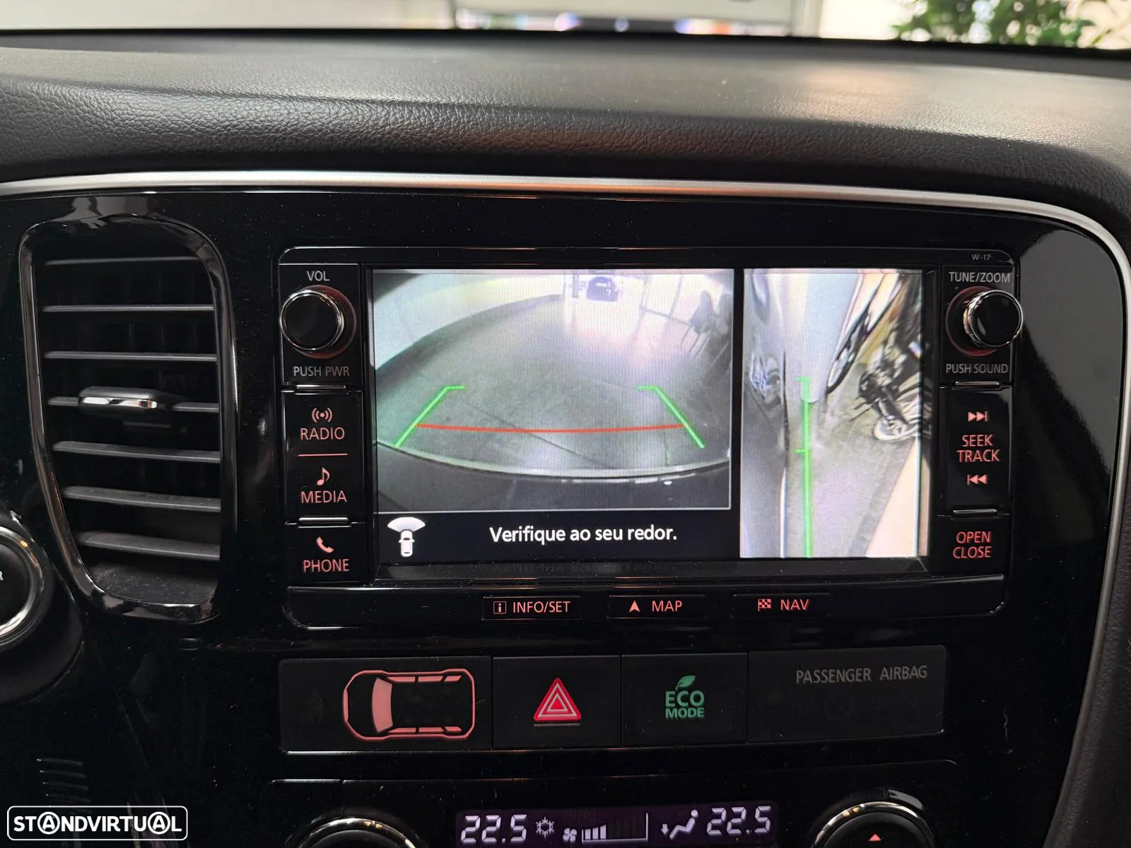 Mitsubishi Outlander 2.0 PHEV Instyle - 17