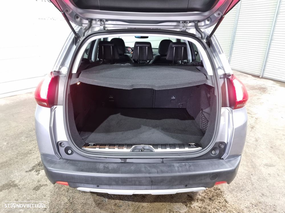 Peugeot 2008 1.2 PureTech Allure - 7