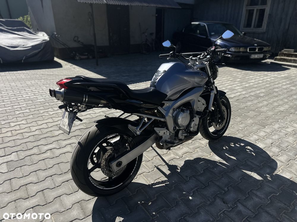 Yamaha FZ6 - 10