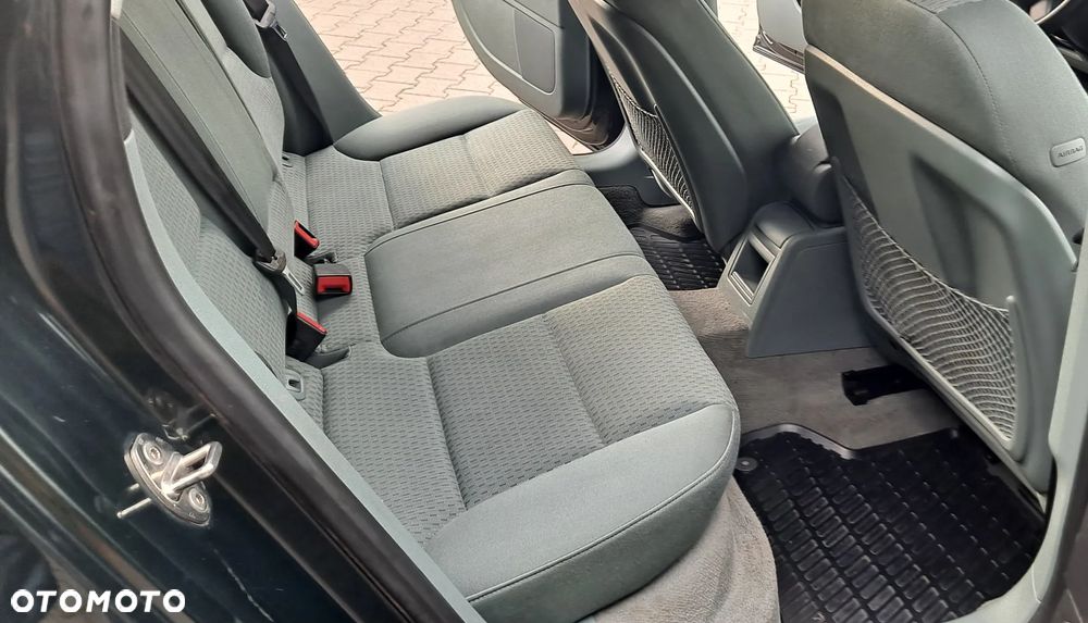 Audi A3 Sportback 2.0 FSI tiptronic Ambiente - 33