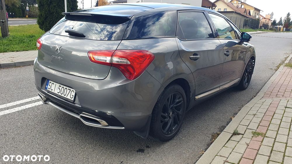 Citroën DS5 Hybrid4 Business Class - 3