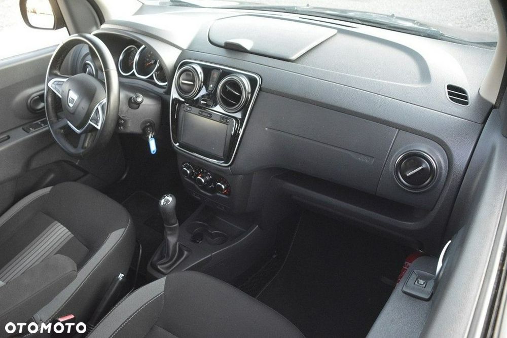 Dacia Lodgy SCe 100 Stepway - 18