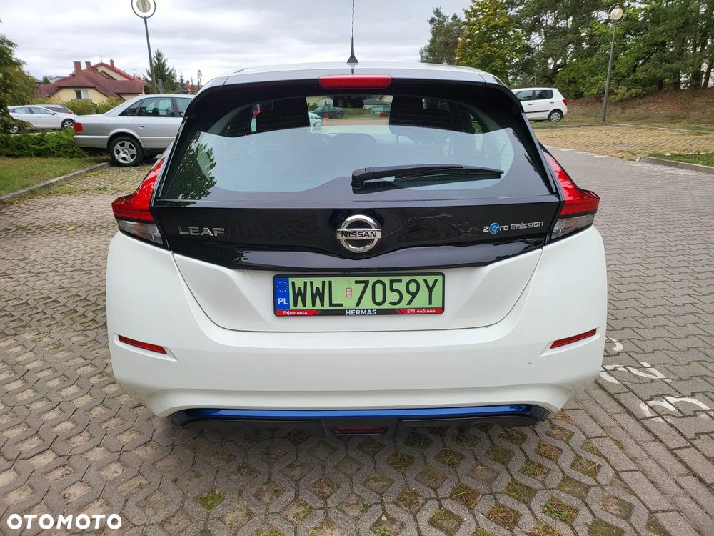 Nissan Leaf 40 kWh - 11