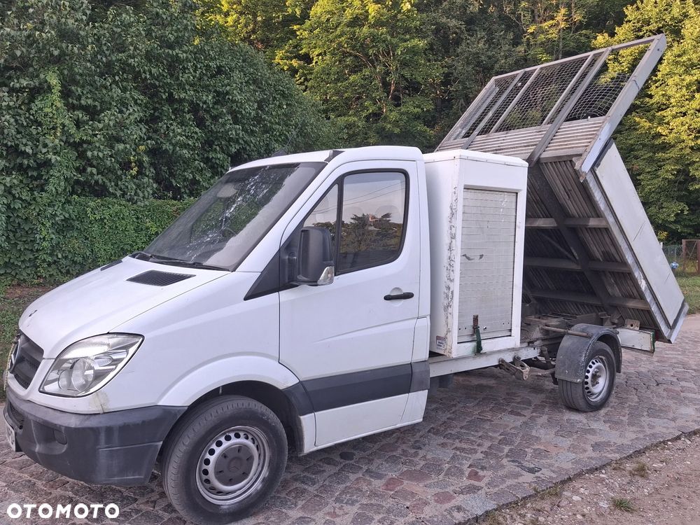 Mercedes-Benz Sprinter - 1
