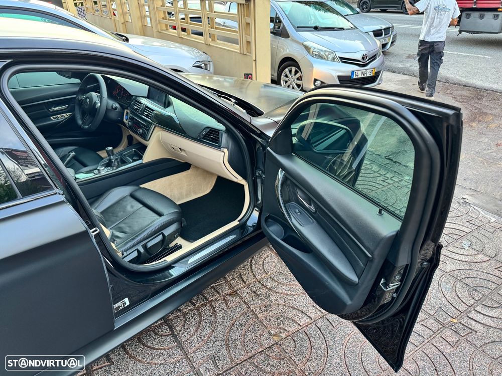 BMW 320 d DPF Blue Performance Edition Sport - 27