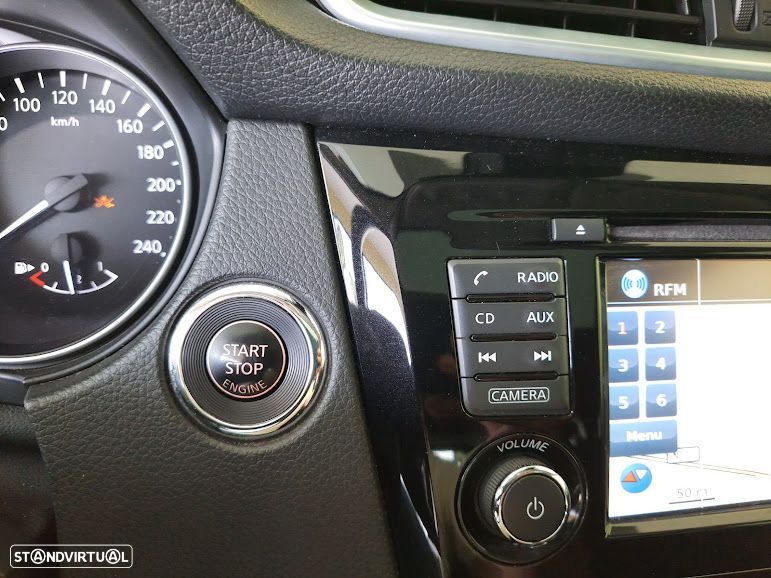 Nissan Qashqai 1.5 dCi N-Connecta - 19