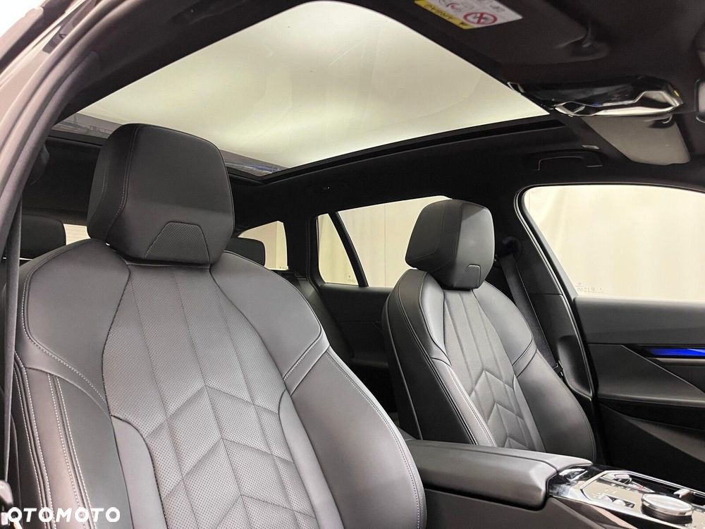 BMW Seria 5 520d xDrive mHEV M Sport - 39