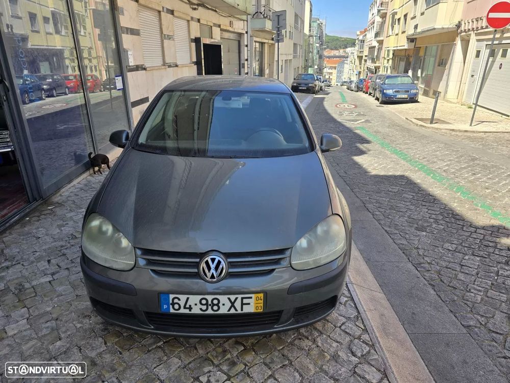 VW Golf 1.6 FSi Sport - 2