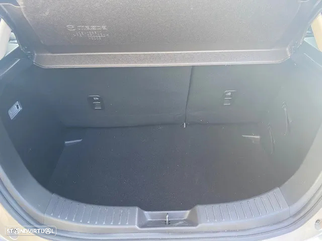 Mazda 2 - 16