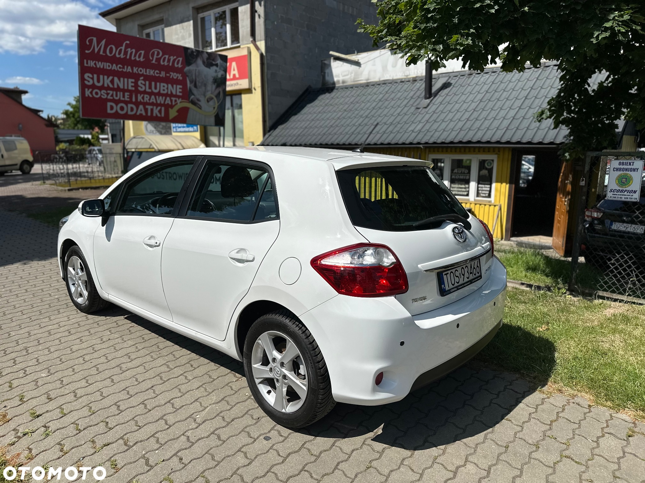 Toyota Auris - 12
