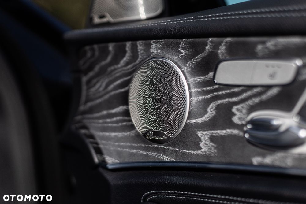 Mercedes-Benz Klasa E 300 de 4Matic 9G-TRONIC Night Edition - 19