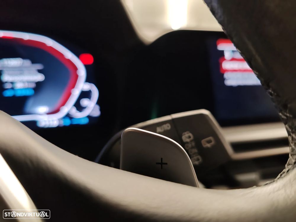 BMW 320 e Line Luxury Auto - 21