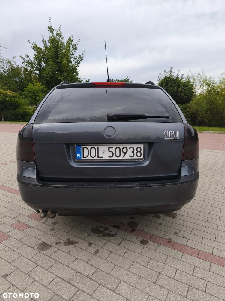 Skoda Octavia - 3