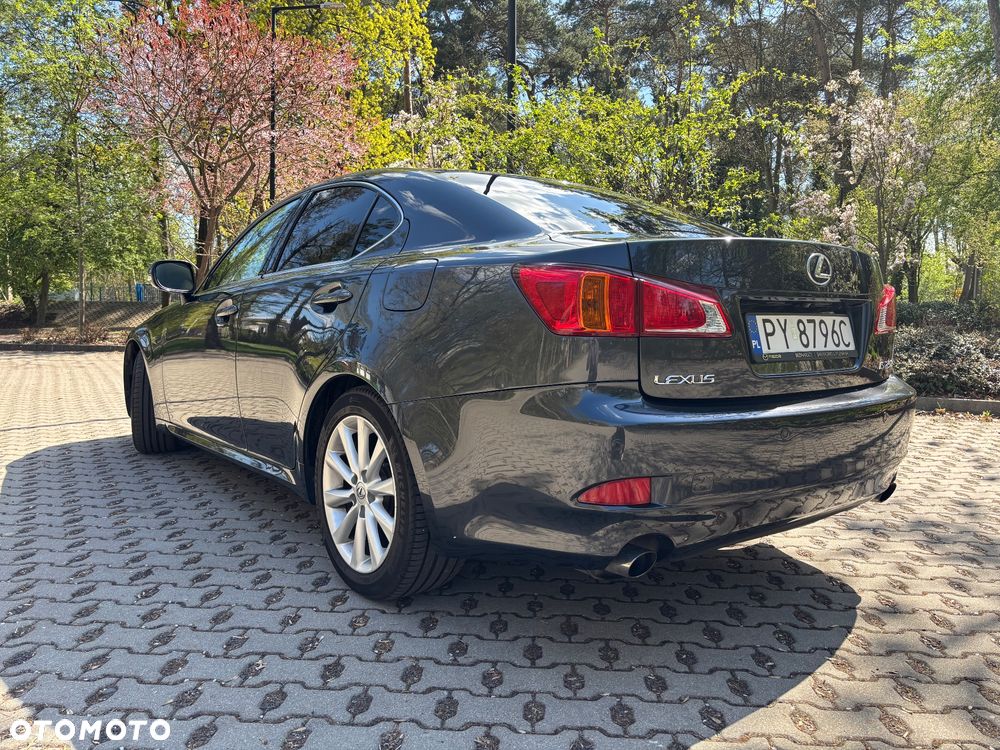 Lexus IS 250 Prestige - 3