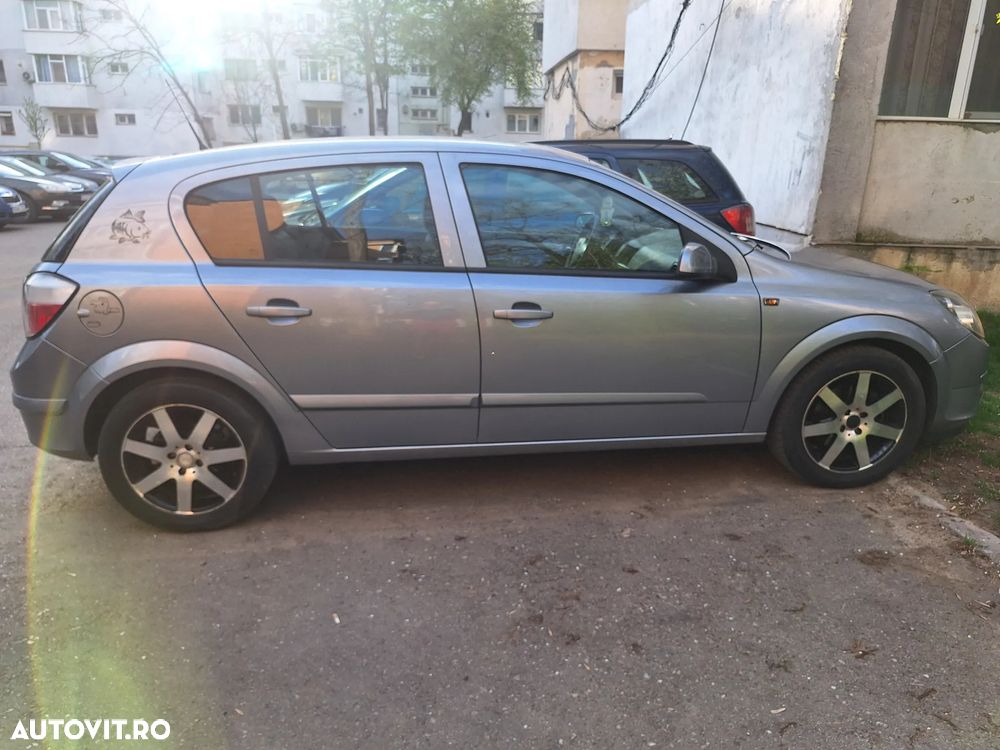Opel Astra - 10