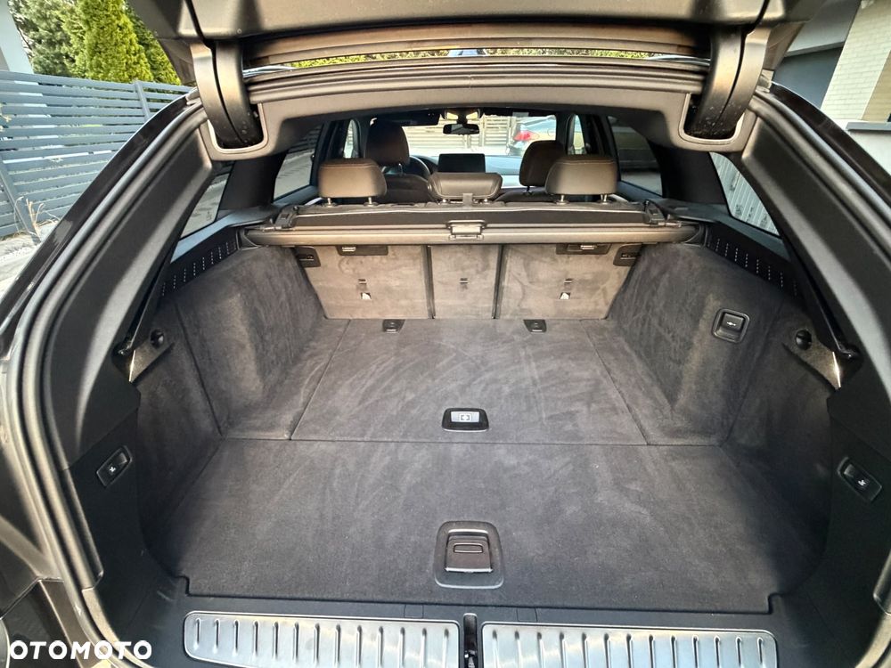 BMW Seria 5 520d xDrive mHEV M Sport sport - 23