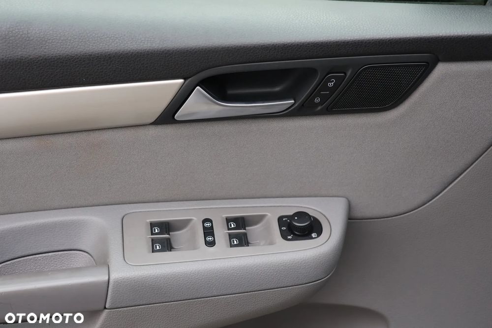 Seat Alhambra 2.0 TDI Start & Stop 4Kids - 17