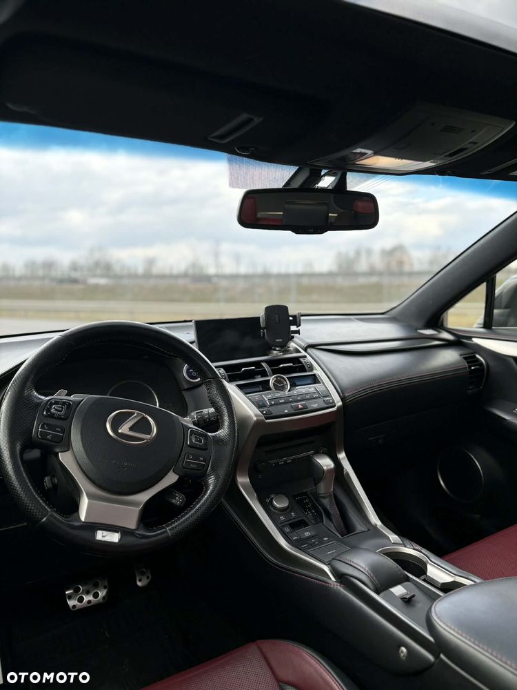 Lexus NX 300h F Sport AWD - 15