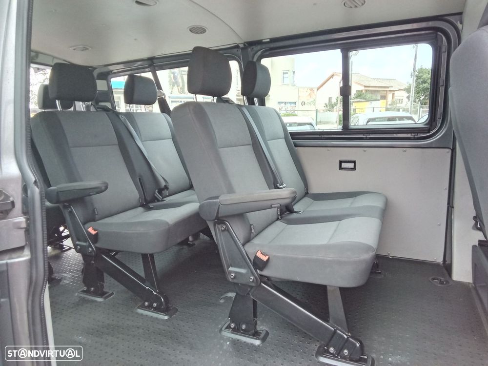 VW Transporter 2.0 TDI BM Extra AC - 13