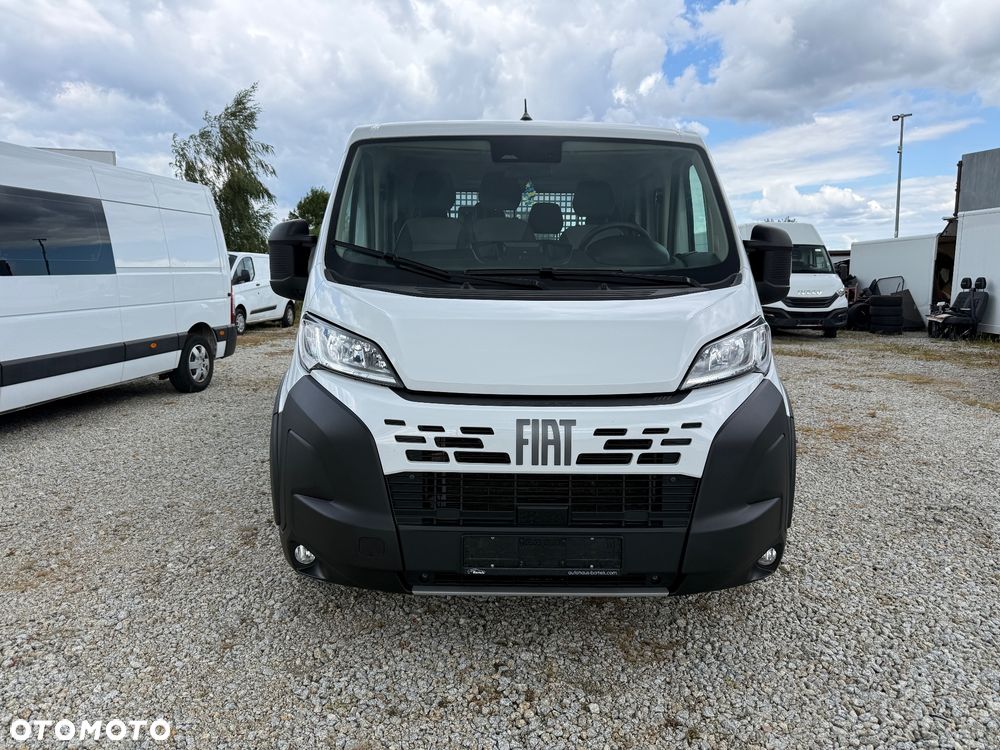 Fiat 2025/Ducato 7 osobowy/doka/skrzynia MAXI/klima/tempomat/hak 3 tony/traction+/full asystenci - 4