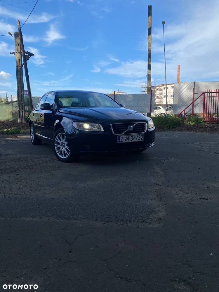 Volvo S80 - 1