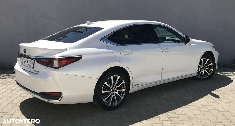 LEXUS ES 2019 — imagine 3
