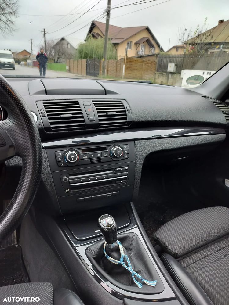 BMW Seria 1 120d DPF - 11