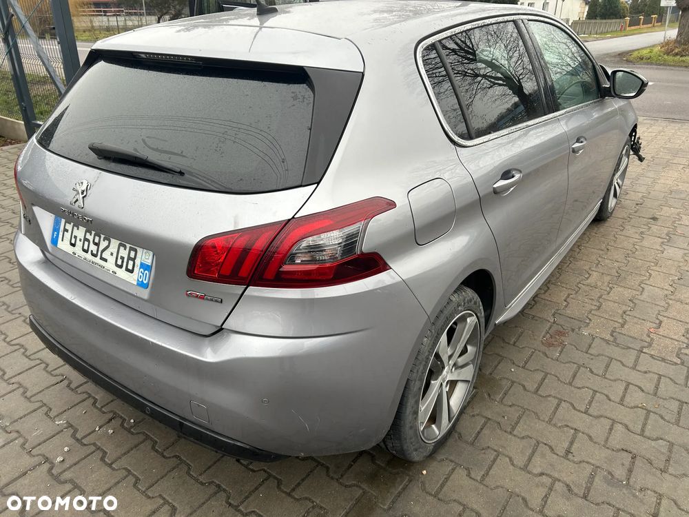 Peugeot 308 - 1