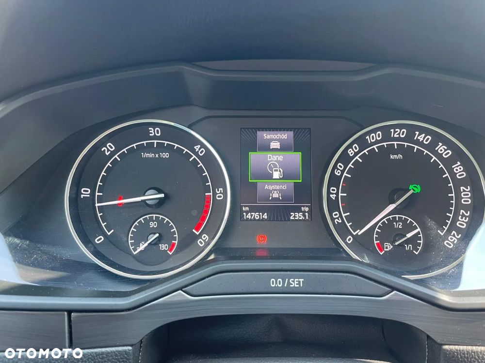 Skoda Superb Combi 2.0 TDI DSG Style - 20