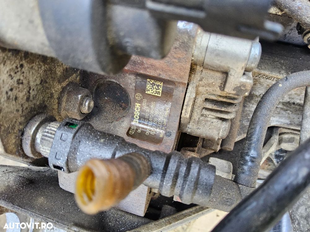 Motor Renault Trafic 1.9 F9Q Opel Vivaro 1.9 f9q Nissan Primastar injectoare - 8