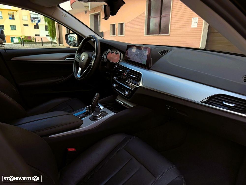 BMW 520 d Line Luxury Auto - 9