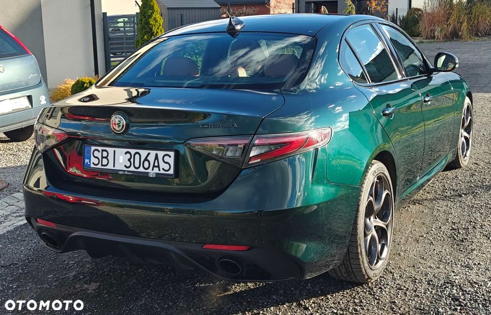 Alfa Romeo Giulia 2.0 Turbo Veloce TI Q4 - 12
