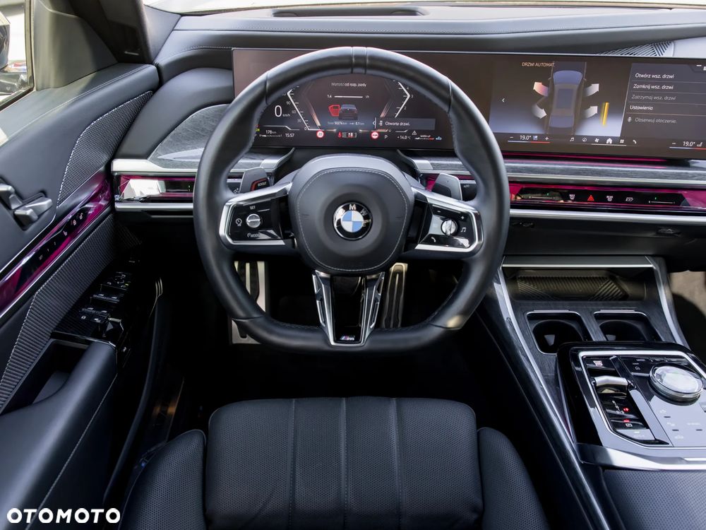 BMW Seria 7 - 12