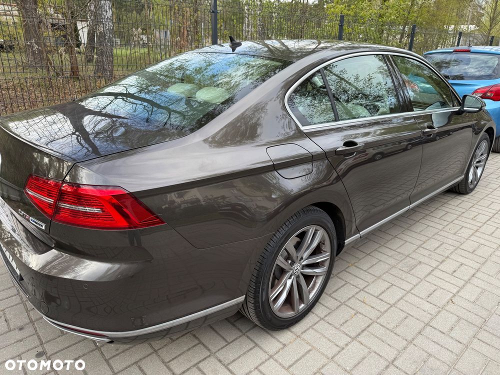 Volkswagen Passat 2.0 TSI BMT Highline DSG - 10