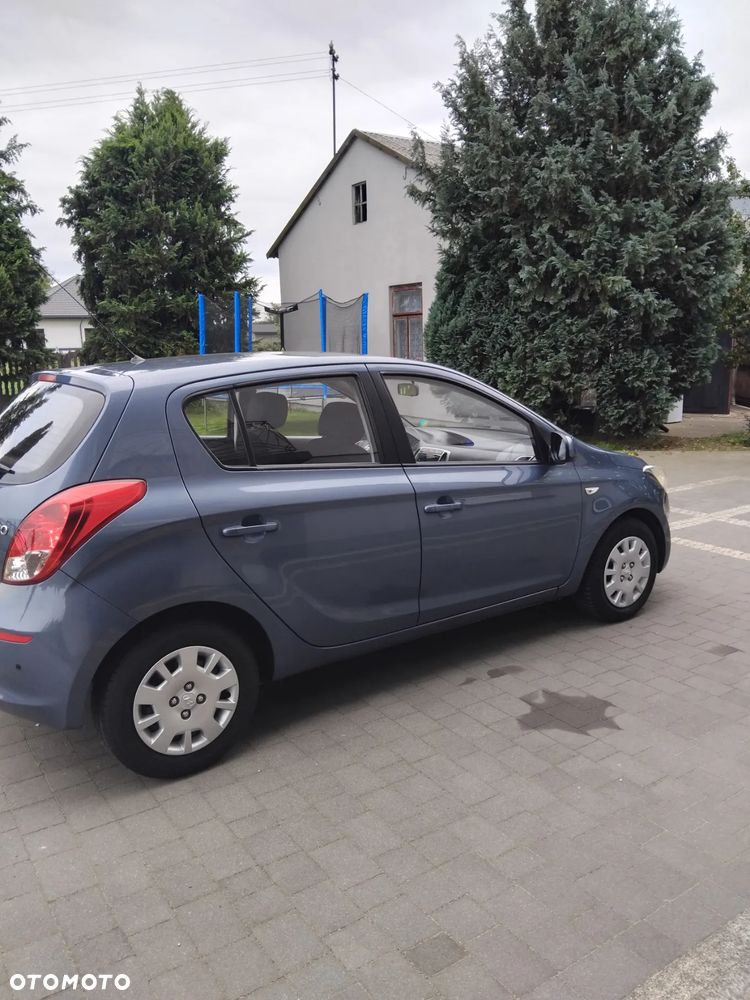 Hyundai i20 1.2 Trend - 4