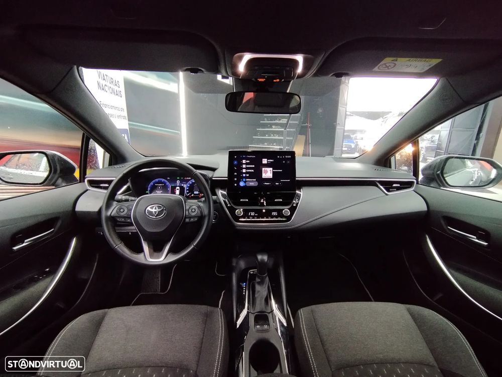 Toyota Corolla Touring Sports 1.8 Hybrid Comfort - 14