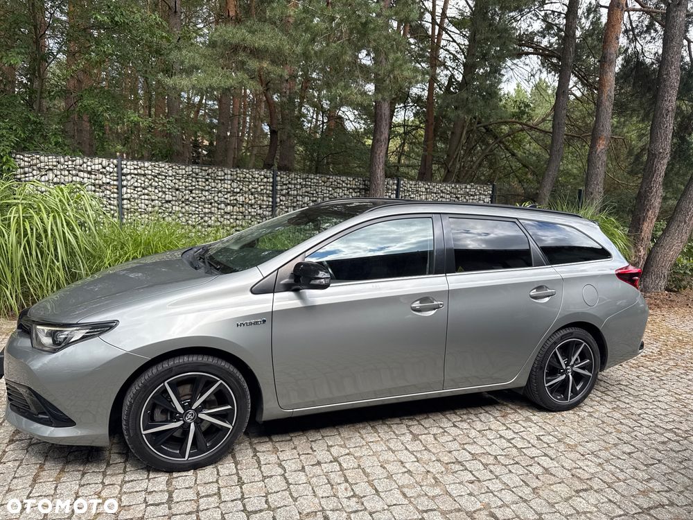 Toyota Auris Hybrid 135 Selection - 4