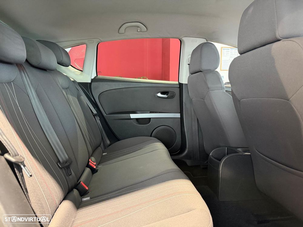 SEAT Leon 1.6 TDI ECOMOTIVE Copa Plus - 10