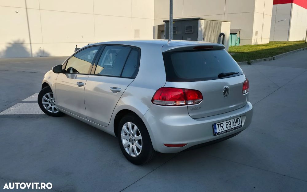 Volkswagen Golf 1.4 Comfortline - 14