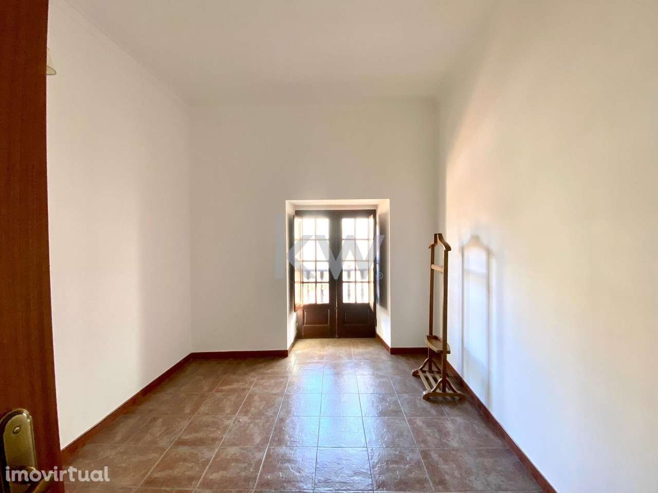 Andar Moradia duplex T6 - CENTRO DE ALPEDRINHA - Grande imagem: 3/40