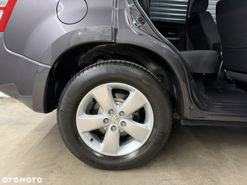 Suzuki Grand Vitara - 30