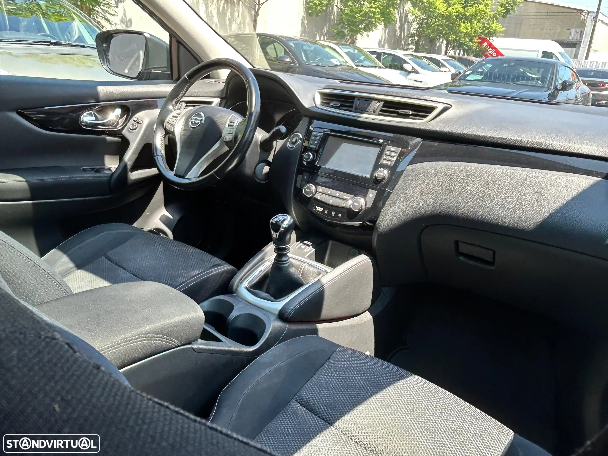 Nissan Qashqai 1.2 DIG-T N-Connecta - 19