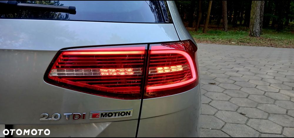 Volkswagen Passat - 29