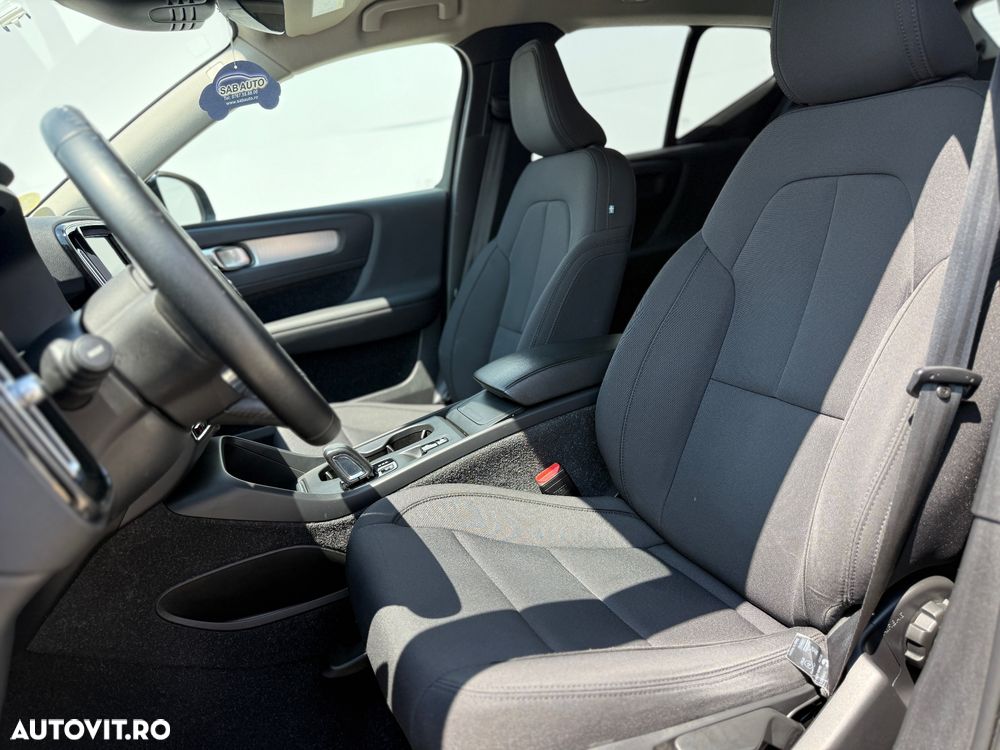 Volvo XC 40 D4 AWD Geartronic Momentum - 12