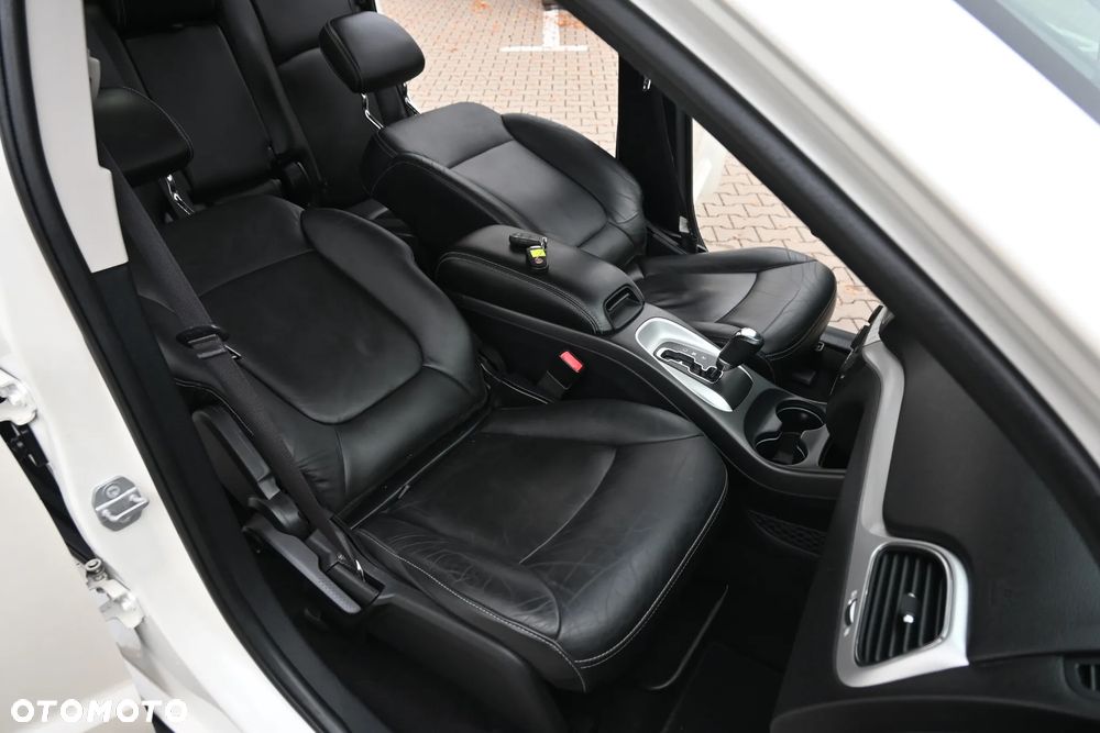 Fiat Freemont 2.0 Multijet 16V DPF Automatik Allrad Black Code - 37