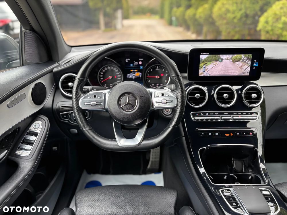 Mercedes-Benz GLC 220 d 4Matic 9G-TRONIC AMG Line - 23