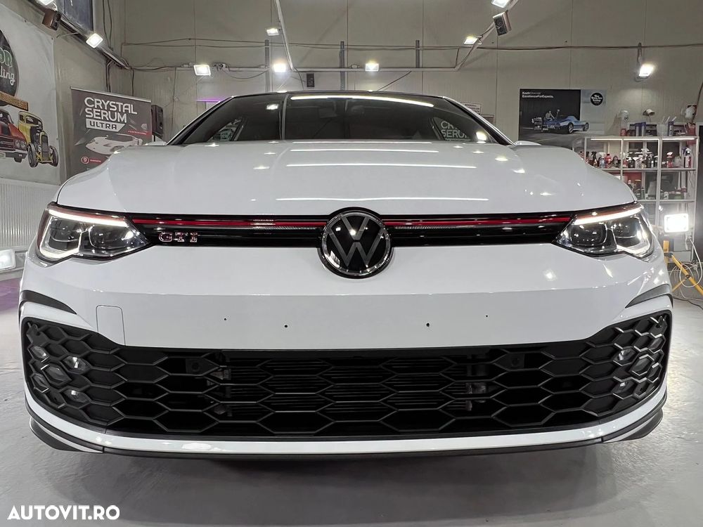 Volkswagen Golf 2.0 TSI DSG GTI - 3