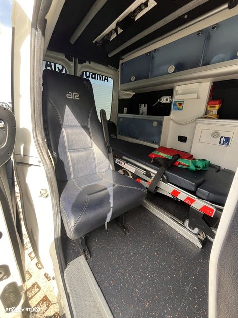 Fiat DOBLO XL 120cv AMBULANCIA - 9