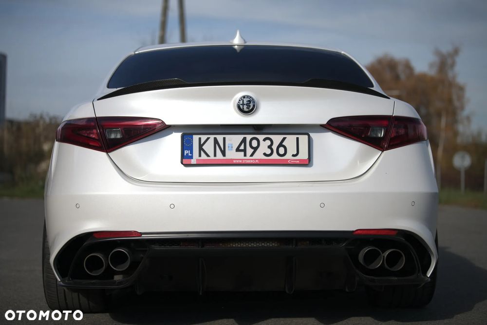 Alfa Romeo Giulia 2.9 Bi Turbo V6 Quadrifoglio - 4