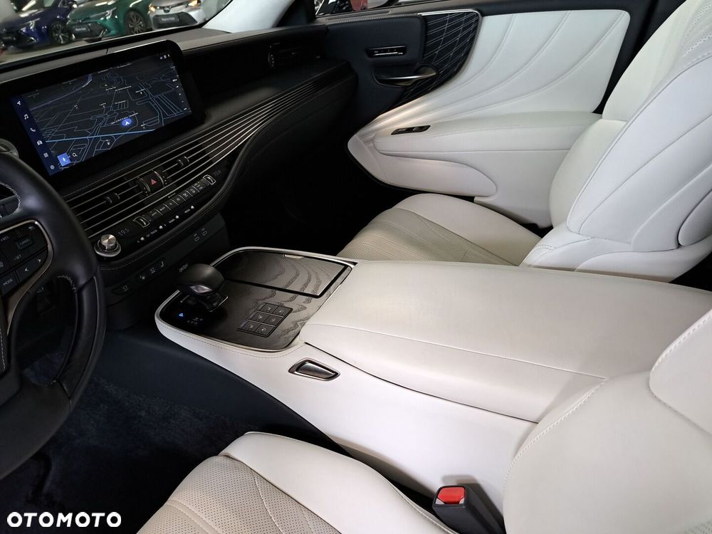 Lexus LS 500h Omotenashi AWD - 33